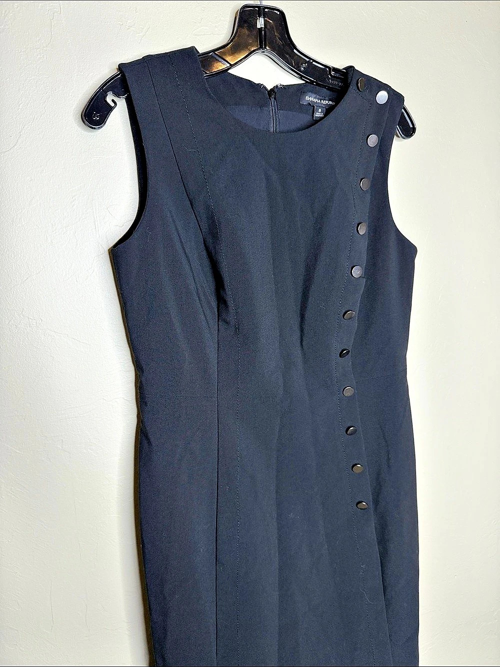 Banana Republic Sleeveless Midi Dress in Black Size 8